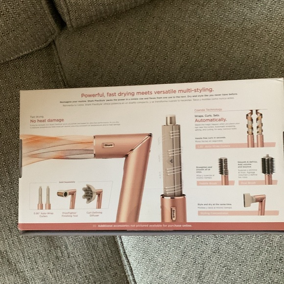 New- Shark FlexStyle Air Styling & Drying System - Picture 6 of 7